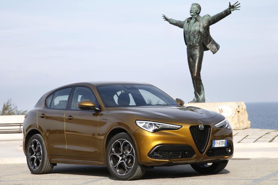  Alfa Romeo Stelvio Veloce (949) 2019 года  (фото 1 из 100)